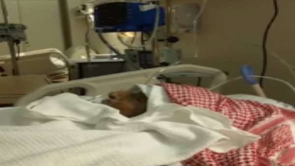 بالفيديو.. سعودي يرفع الآذان وهو في حالة غيبوبة